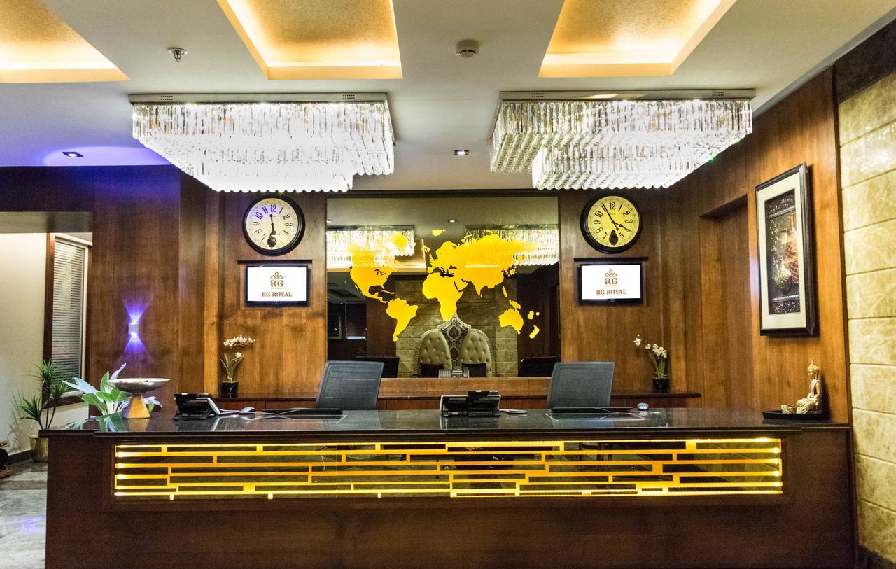 อาร์จี รอยัล โฮเต็ล แอนด์ คอนเวนชั่น เซ็นเตอร์ Hotel บังกาลอร์ ภายนอก รูปภาพ