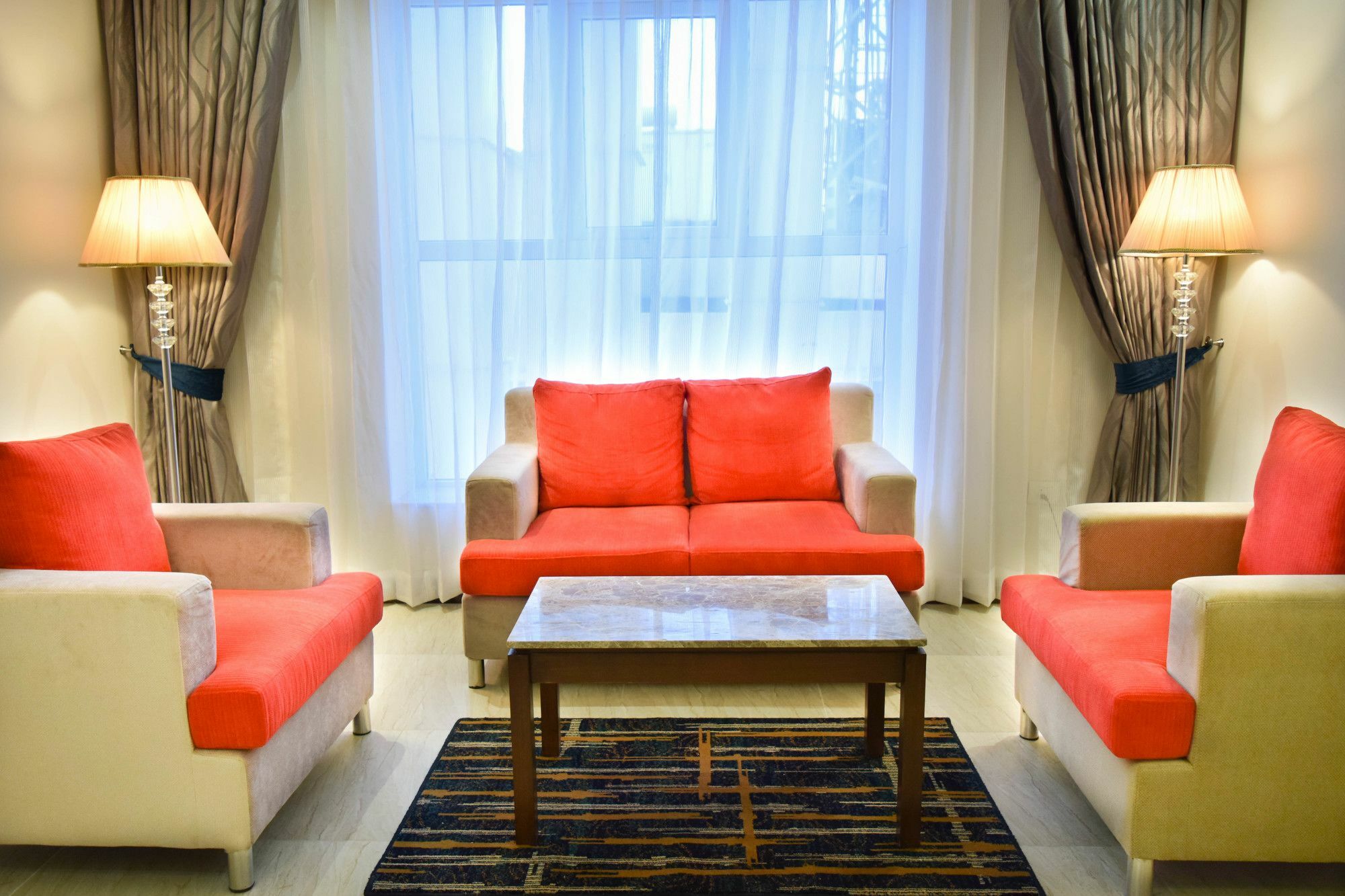 อาร์จี รอยัล โฮเต็ล แอนด์ คอนเวนชั่น เซ็นเตอร์ Hotel บังกาลอร์ ภายนอก รูปภาพ